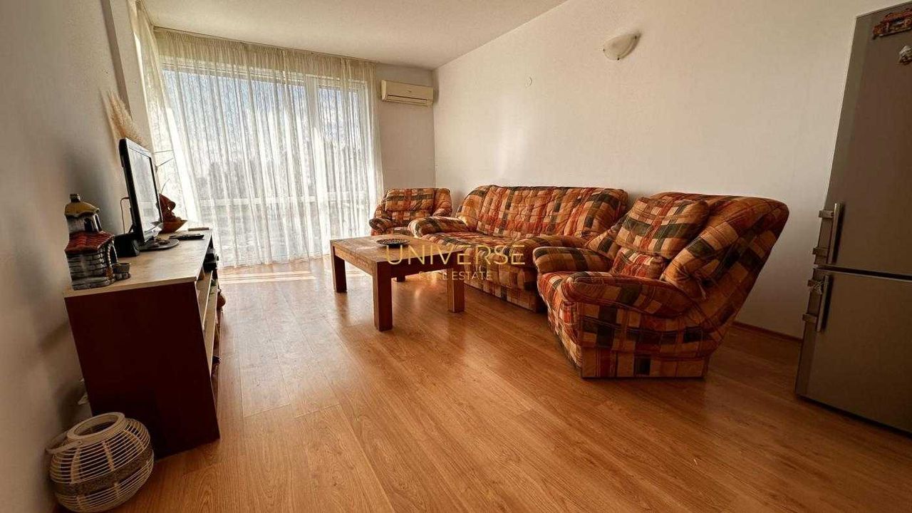 Продава се Двустаен апартамент в к.к. Слънчев бряг - 68 кв.м за 1056 €/кв.м - Снимка #1