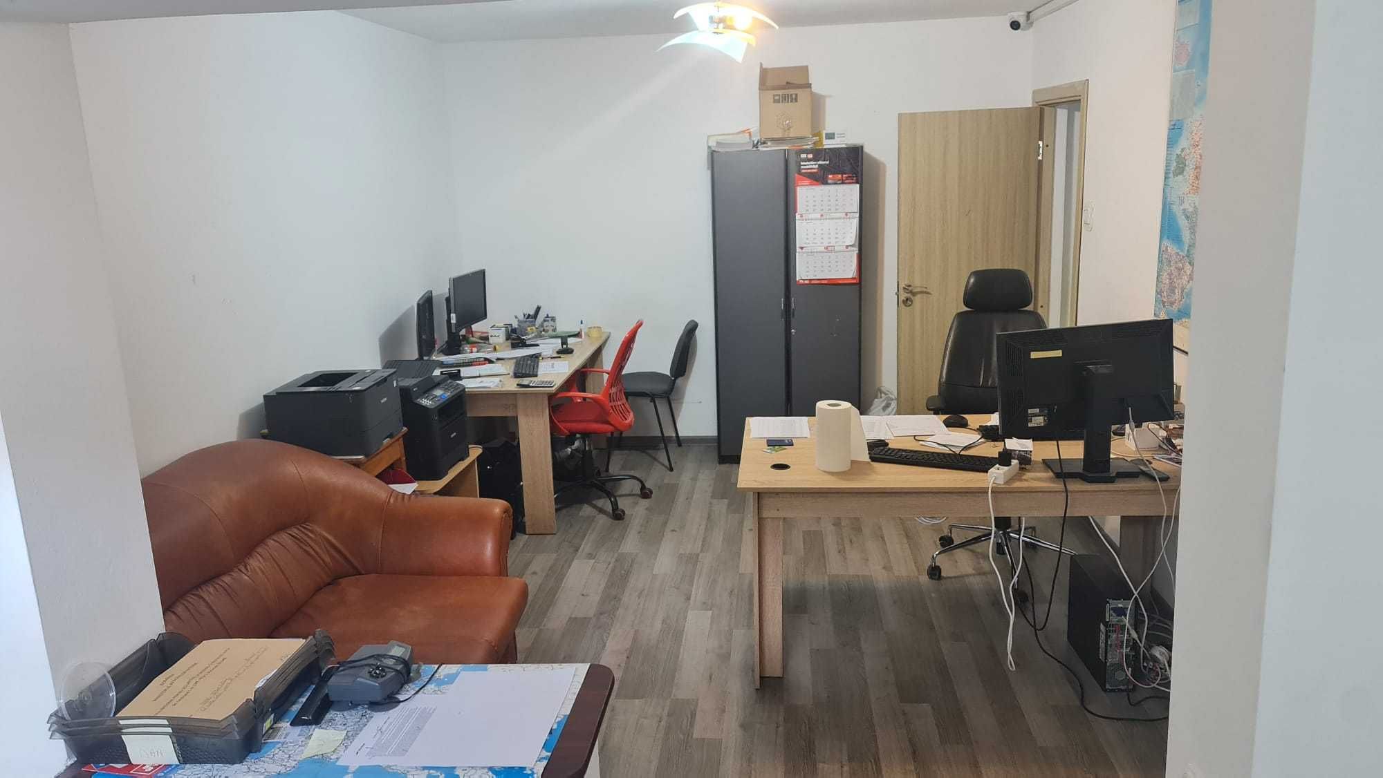 Vand apartament doua camere Racadau