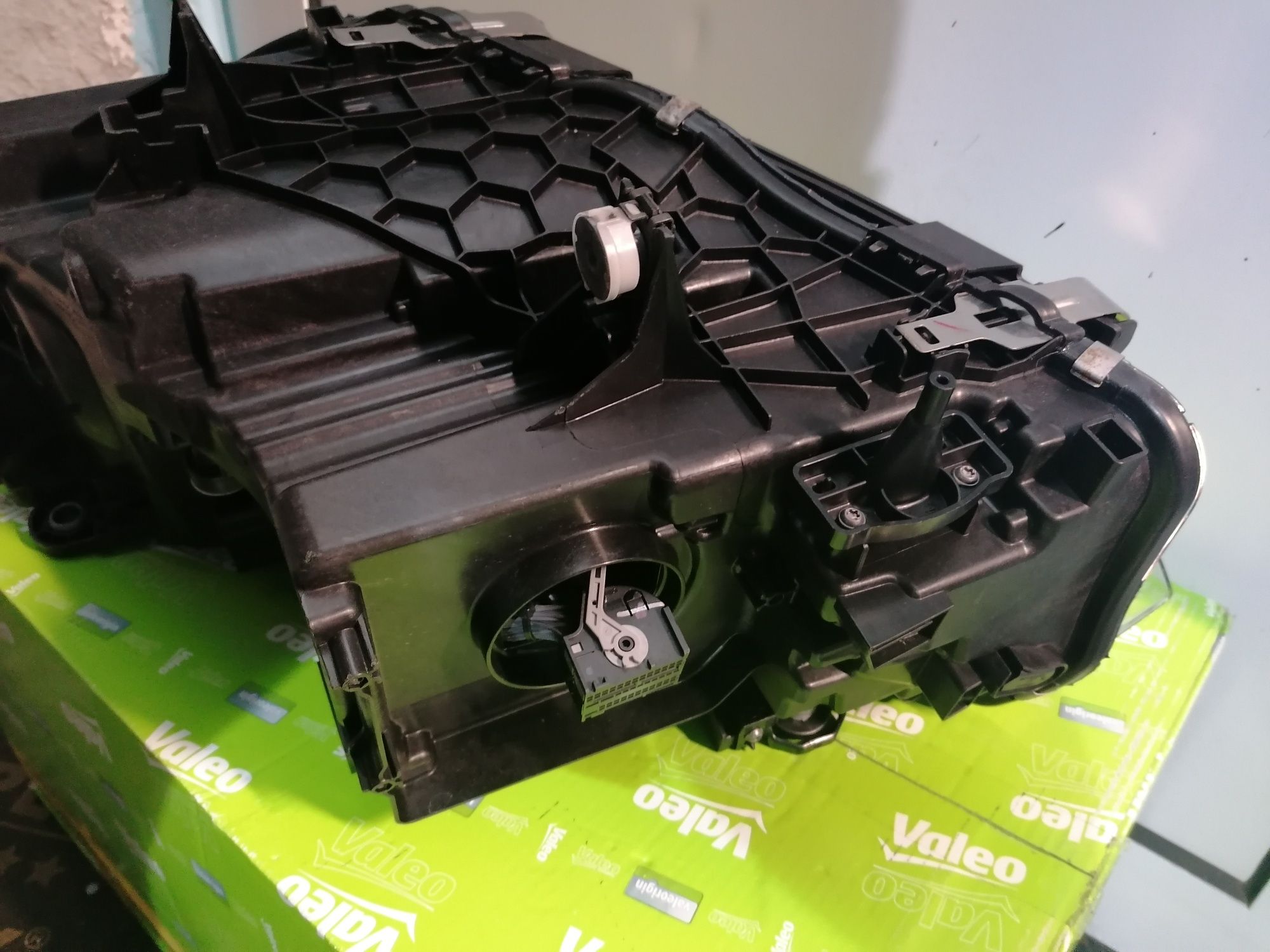 Фар Фарове за BMW X3 G01 X4 G02 / БМВ X3 Г01 Х4 Г02 Adaptive LED.