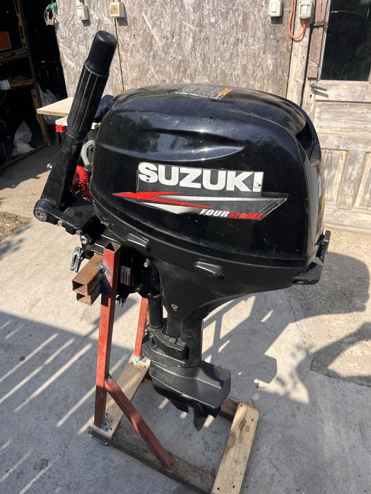 Motor barca Suzuki 15cp
