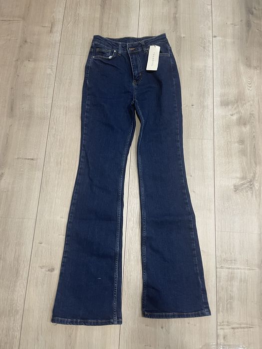 Blugi noi Trendyol