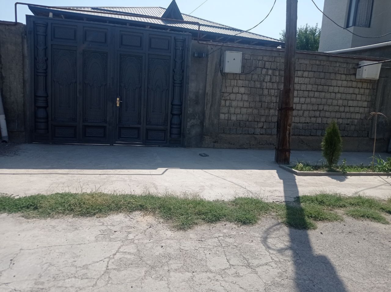Yengi qurilgan uy narxi kelishiladi