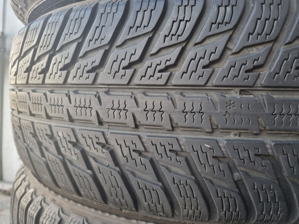 4 x Anvelope iarna 215/70/R16 100H Nokian WR SUV 3 DOT 2015