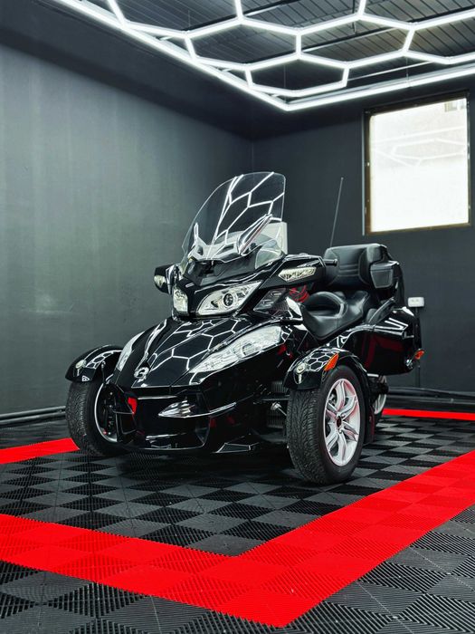 Can-Am Spyder Bombarider RT Limited 2011 1000cm