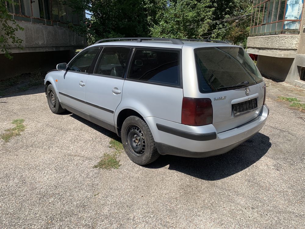 Vw Passat B5/Пасат Б5 1.9 тди 116 На Части