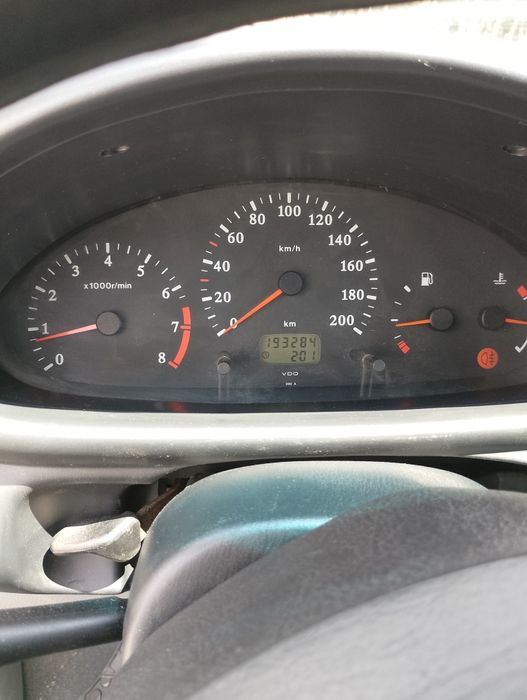 Нисан Микра к11 1300