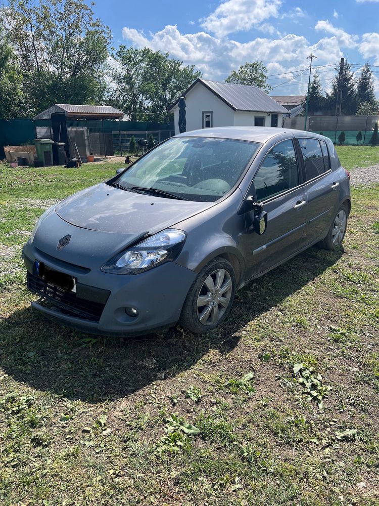 Vand Renault Clio 1,5 dci 2010