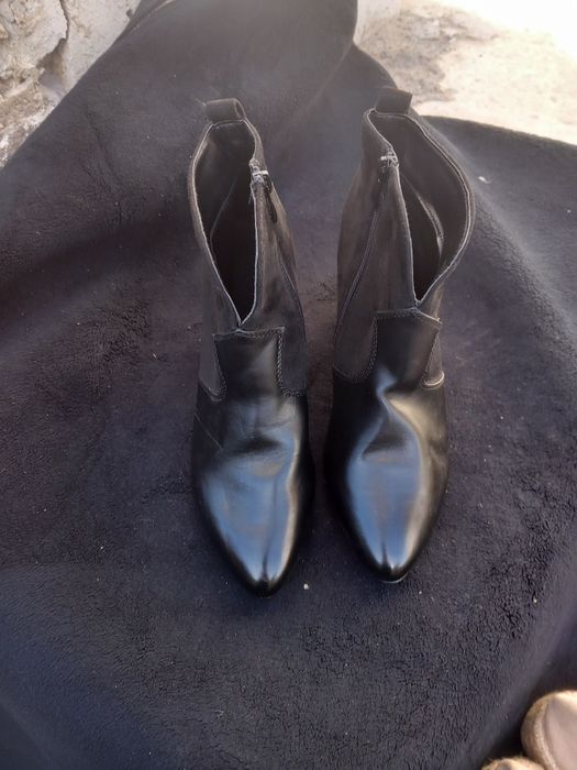 Vând botine dama negre