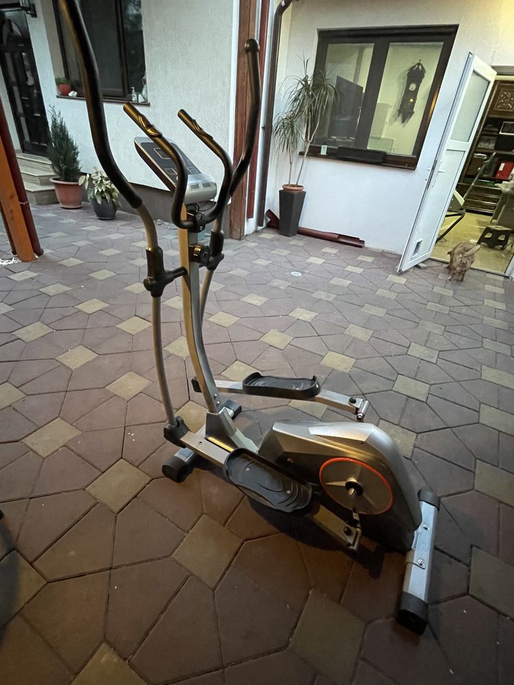 Bicicleta eliptica FitTronic 601E