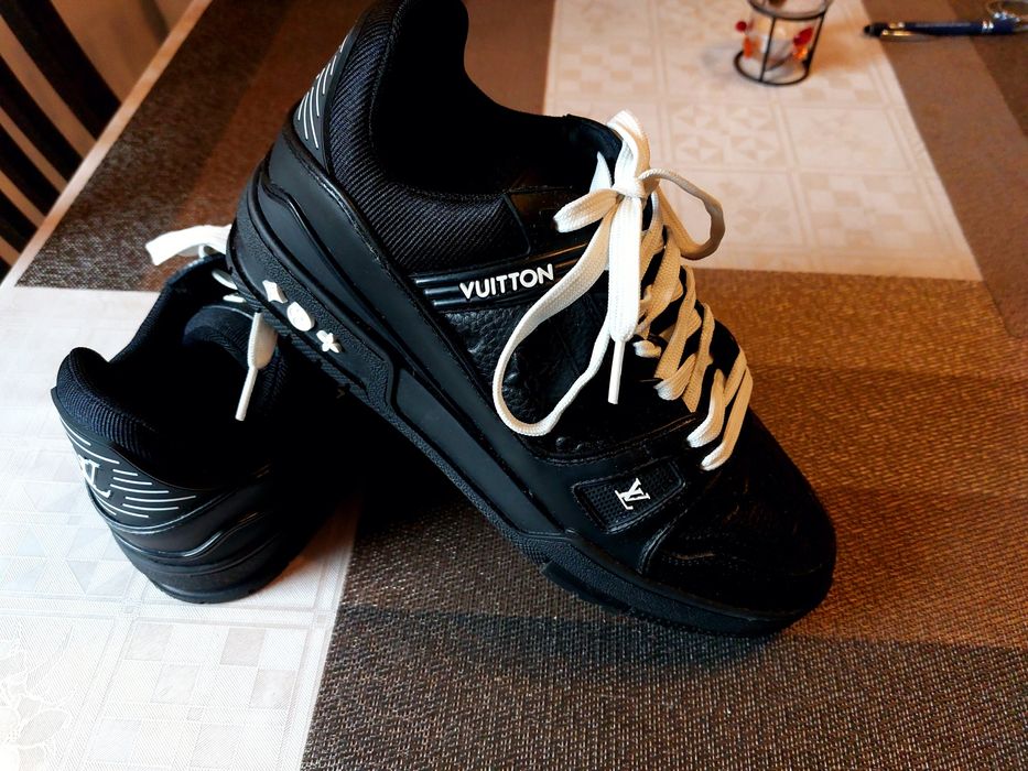 Мъжки обувки LOUIS VUITTON