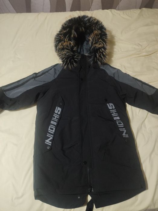 Зимняя куртка Размер М