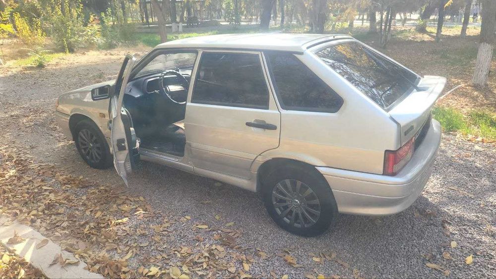 Лада        2114