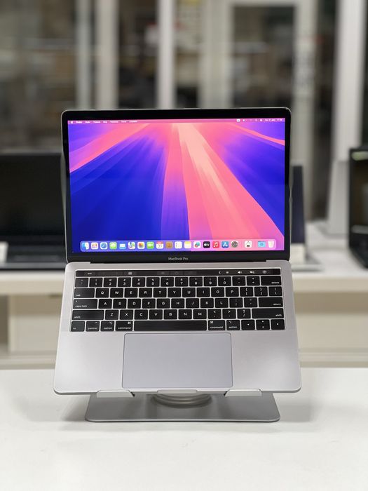 Apple Macbook Pro Touchbar | Core i5 | АКБ 100%