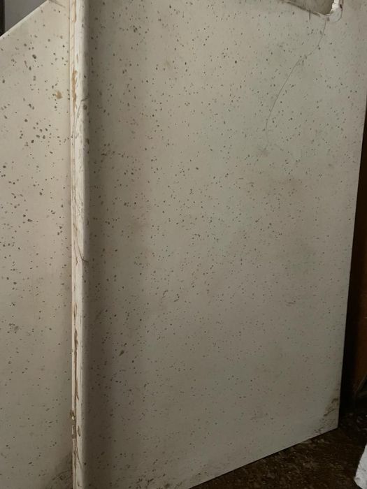 Обрезки мраморной столешницы