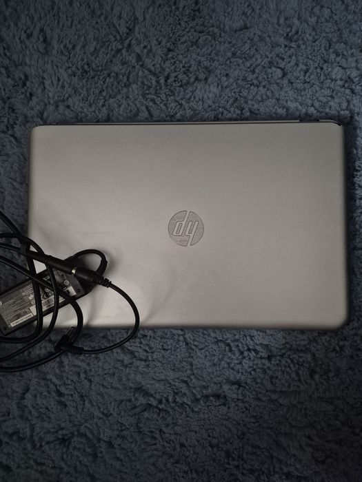 Vând laptop HP envy i5