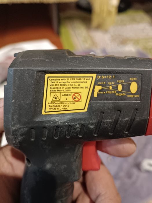 UNI-T UT306C Thermometer