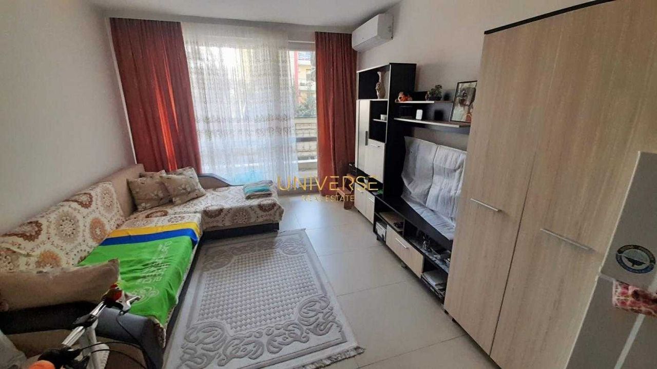 Продава се Двустаен апартамент в к.к. Слънчев бряг - 54 кв.м за 1056 €/кв.м - Снимка #1