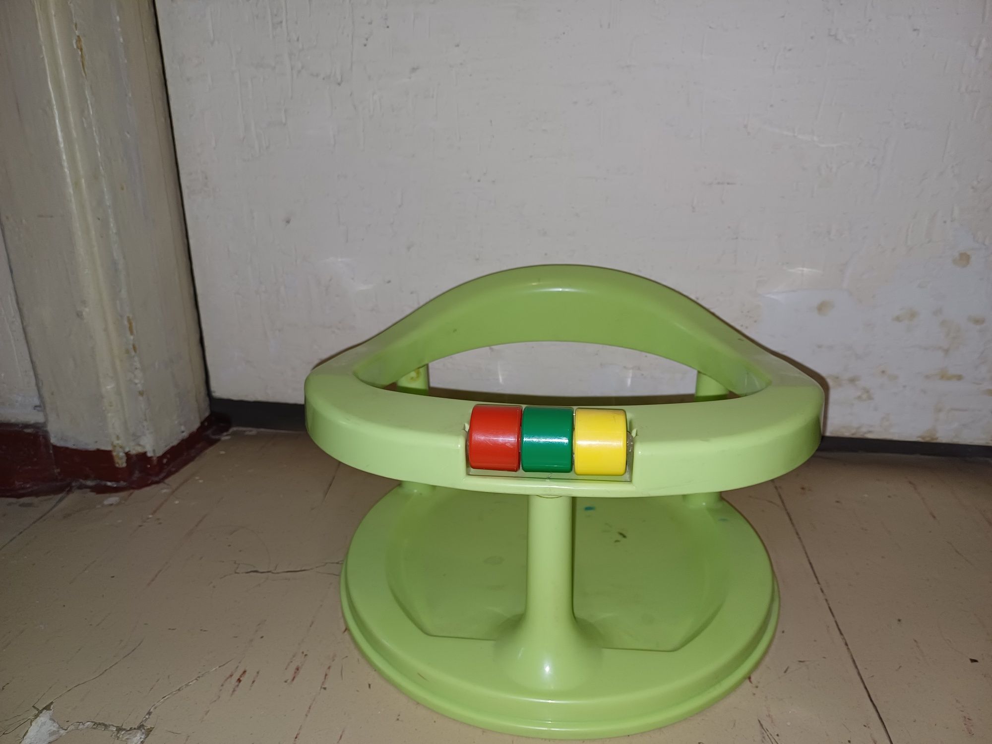 Продам игрушечную детскую коляску