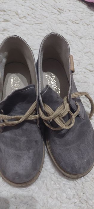 Ghete piele intoarsa