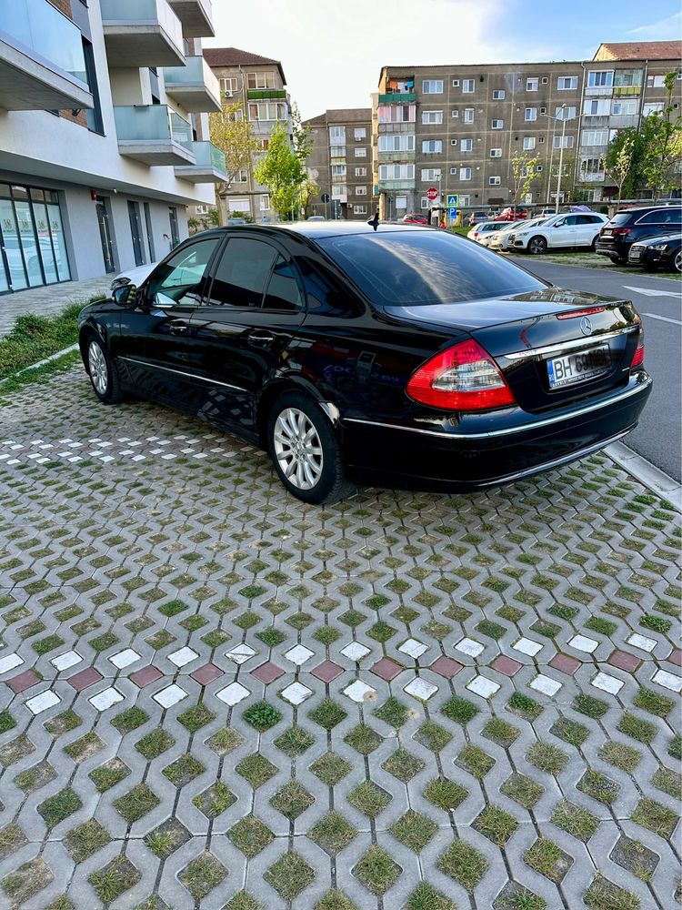 MERCEDEZ E-CLASSE  An 2007  ELEGANCE 6+1 140Cp PREȚ 6199€uro