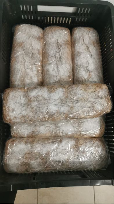 Checuri de casă delicioase – simplu sau cu vișine