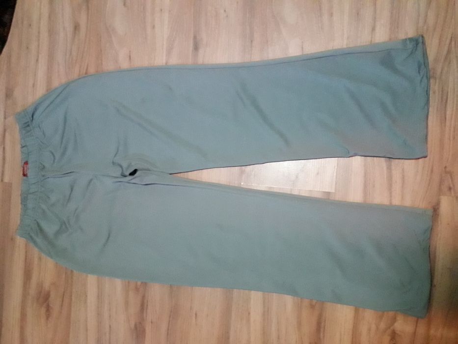 Pantaloni Outfit