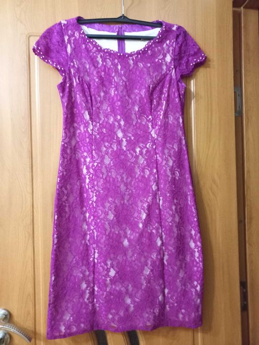 Rochie dantela fucshia