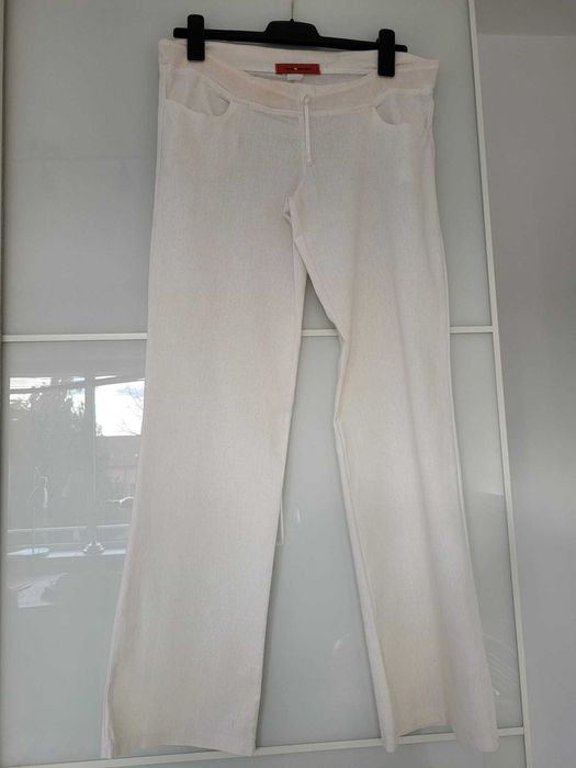 pantaloni albi de in