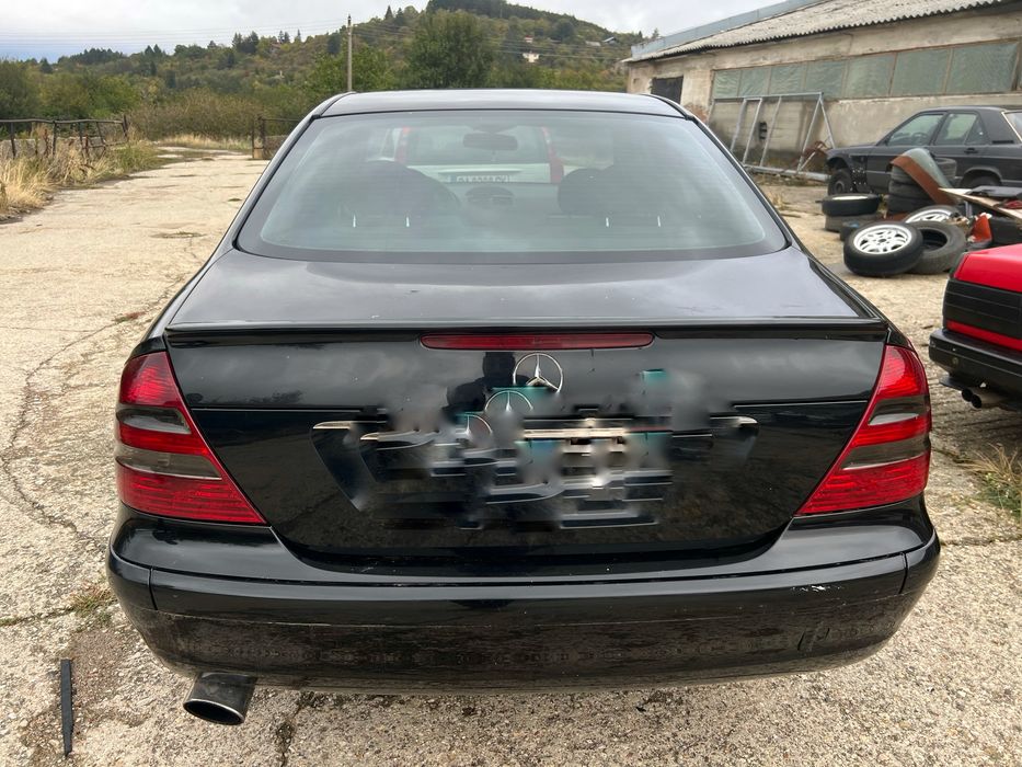 Мерцедес w211 646 на части