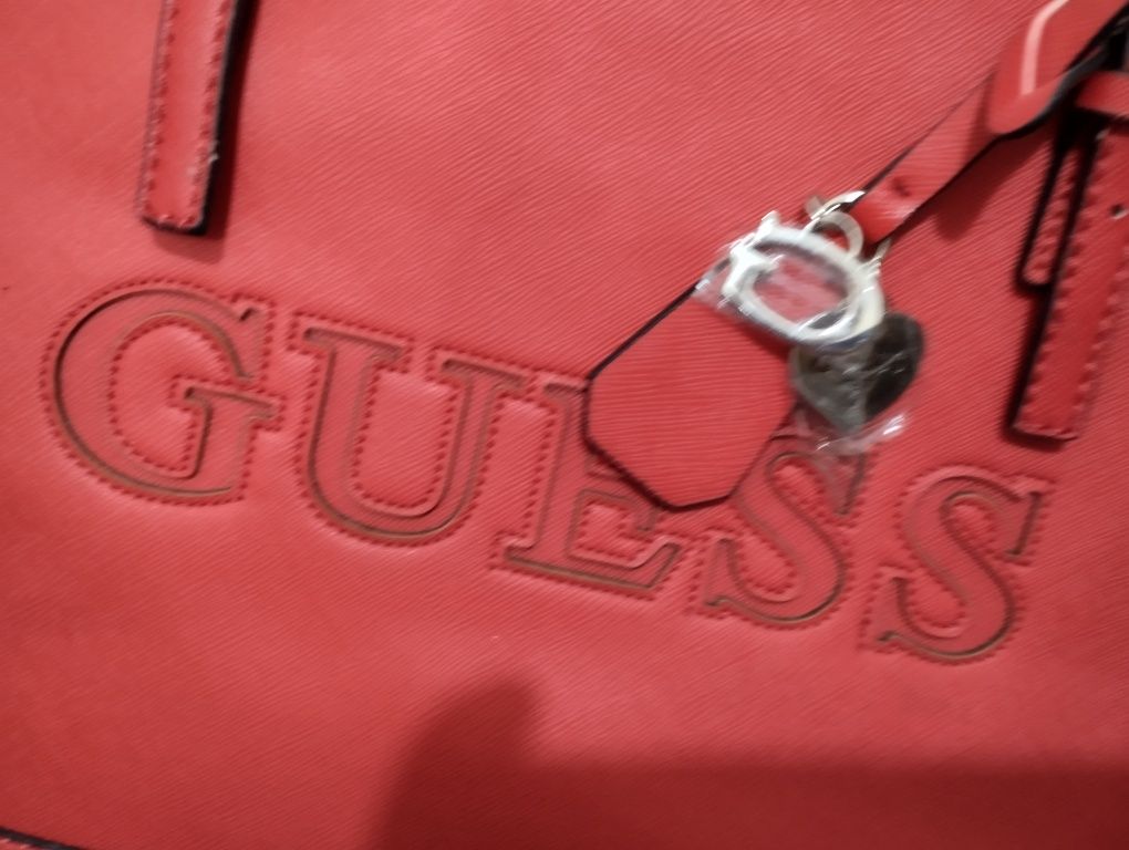 GUESS дамска чанта нова