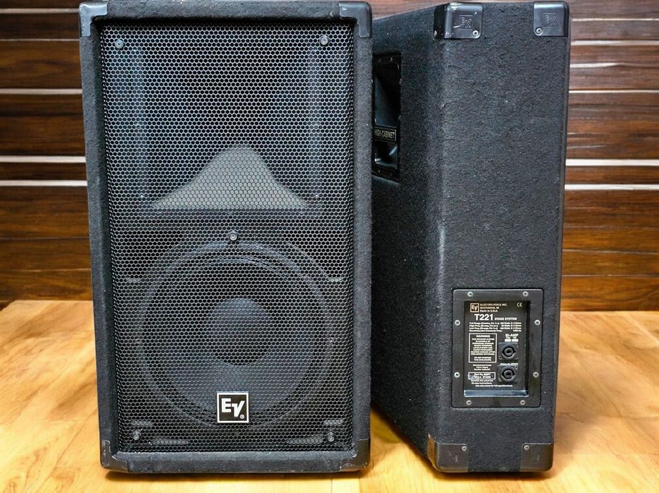 Пассивные колонки ELECTRO-VOICE T221