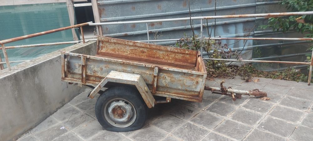 Ремарке за лек автомобил