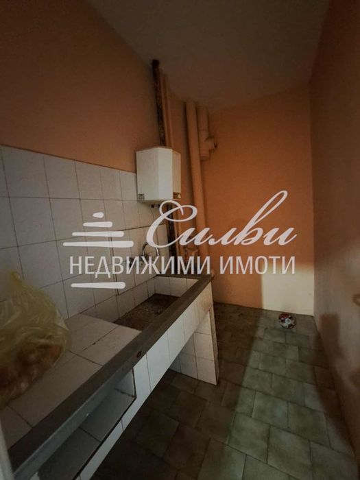 Двустаен апартамент-кв. Център