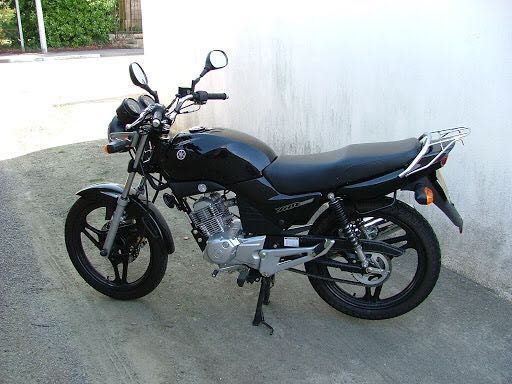 Yamaha YBR 125 на части