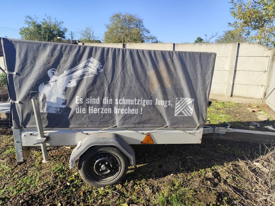 Remorcă auto 750 kg.