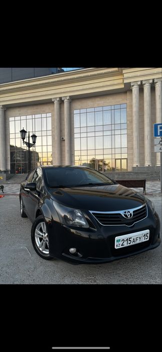 Продам Авенсис 2011 года в отличном состоянии