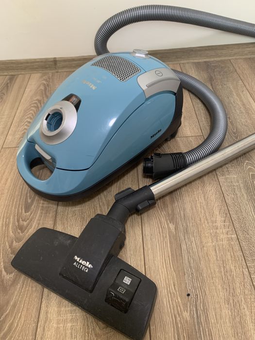 Aspirator Miele S4 EcoLine