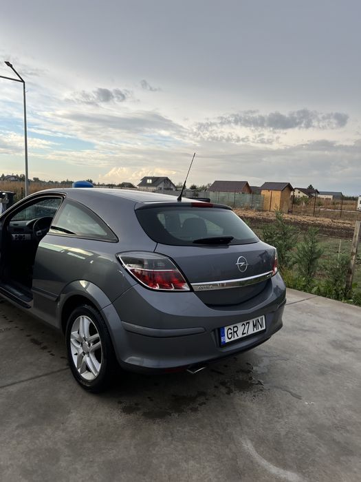 Opel Astra 1.9  Gtc