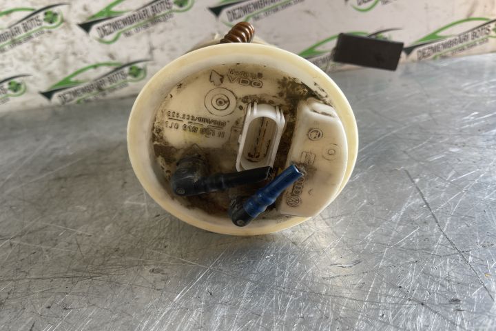 Pompa benzina in rezervor combustibil 1J0919051H / 1J0 919 051 H Volk