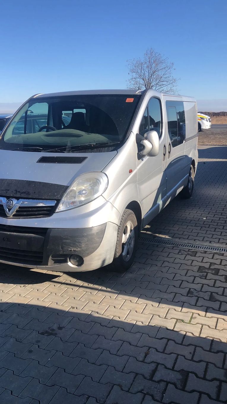 Dezmembram Renault Trafic 2.0 D an fabr. 2011 E5