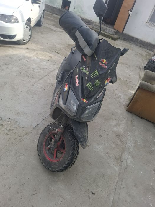 Продаётся мопед хороший состояние