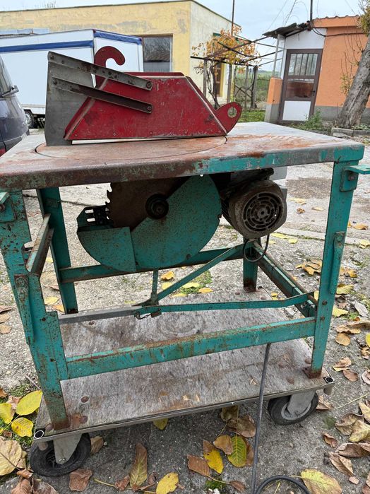 Циркуляр на трифазен ток