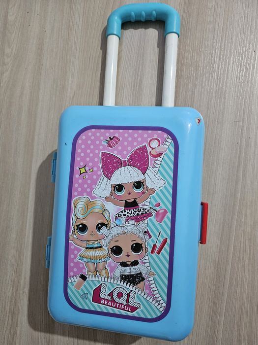 Продам чемодан доктора.