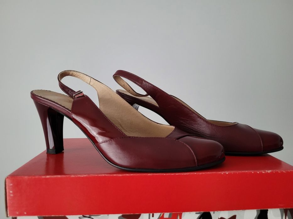 Pantofi de dama eleganți din piele mărimea 38