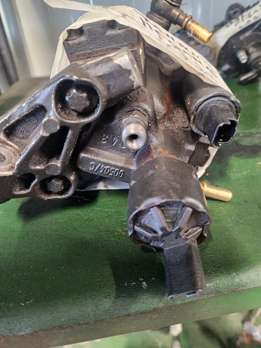 Pompa de inalta presiune  Renault Megane 1.5 dci