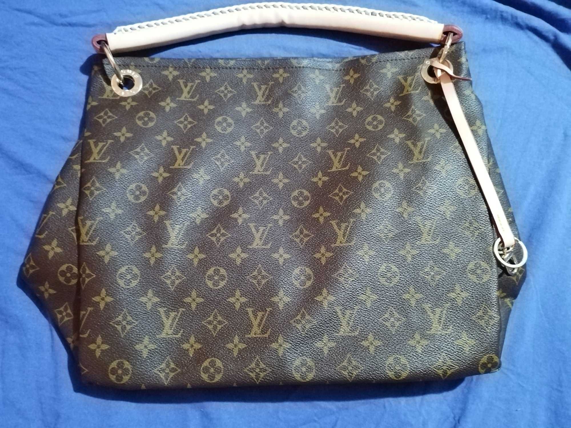 Geanta louis vuitton