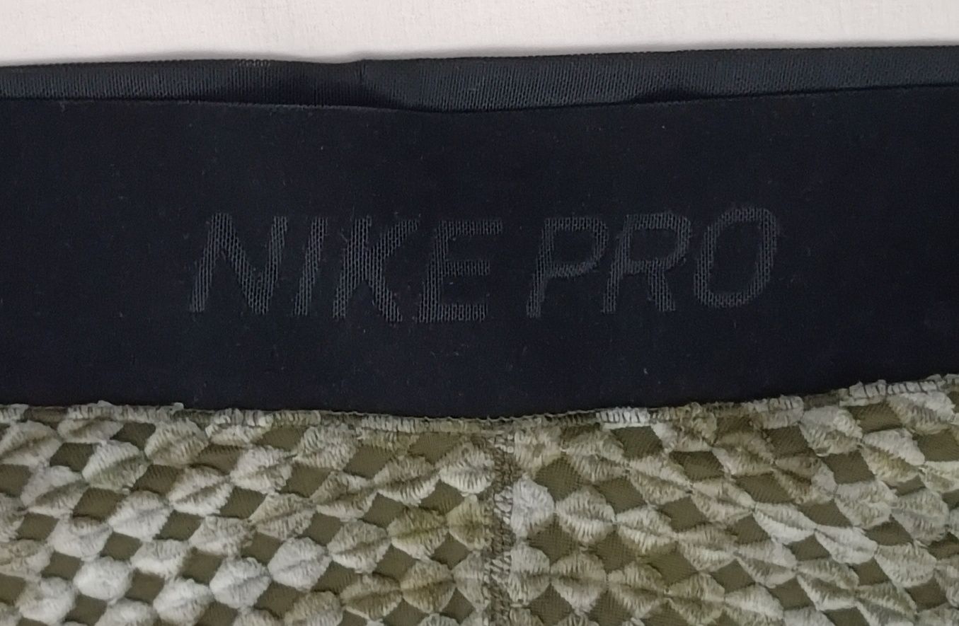 Nike PRO Hyperwarm Tights оригинален клин S Найк спорт фитнес