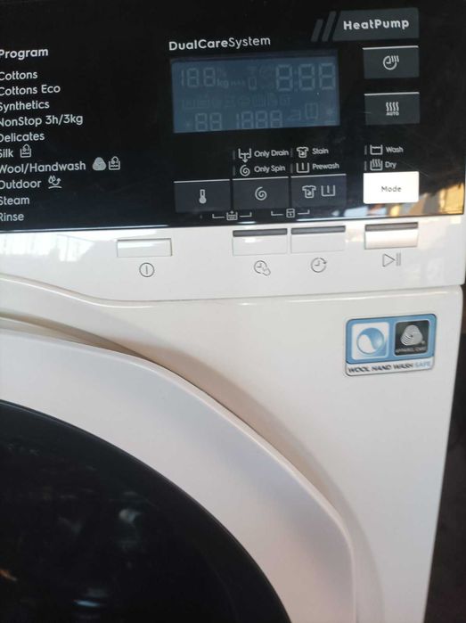 Комбиниран електроуред Пералня и Сушилня Електролукс, Термо Помпа.2023