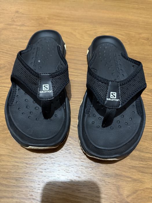 Slapi Salomon 42 2/3 sau 27 cm interior