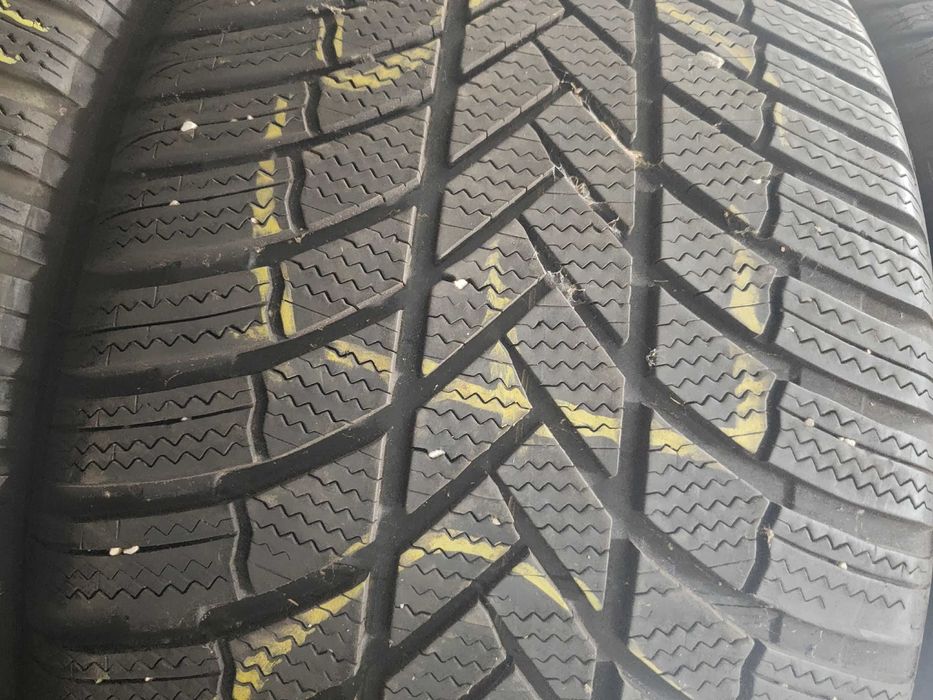 2бр.зимни гуми 265/45/21 Bridestone